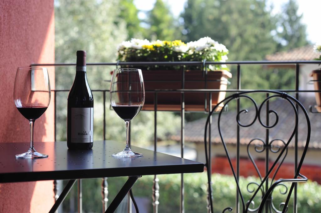 Agriturismo La Bioca กัสติยิโอเน ฟัลเลตโต ภายนอก รูปภาพ
